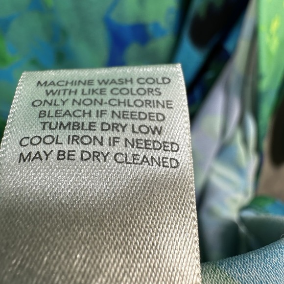 CJ‎ Banks Cardigan Tank Set Plus 1X Slinky Knit Colorful Travel Easy Care Artsy - Picture 3 of 9